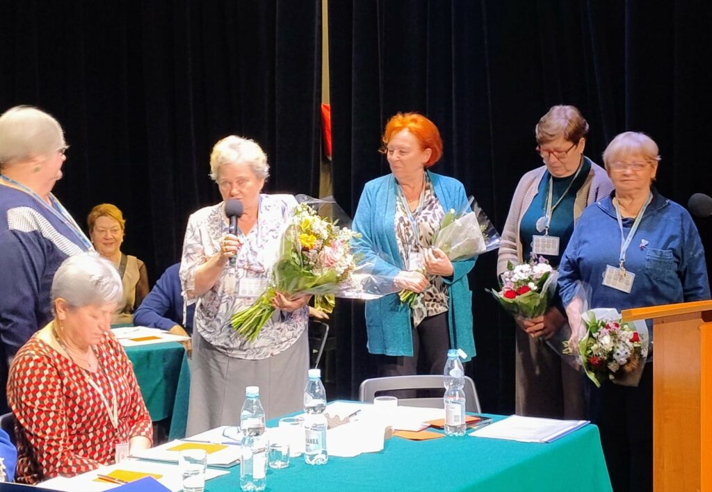 Nowa kadencja UTW w Pabianicach Ewa Wadowska – Filarska ponownie prezesem.